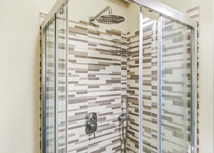 Hostdomus - Sansicario R8 Appartement *